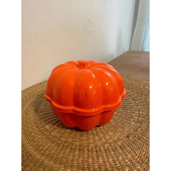 Hard Plastic Orange Pumpkin container - Picture 1 of 6